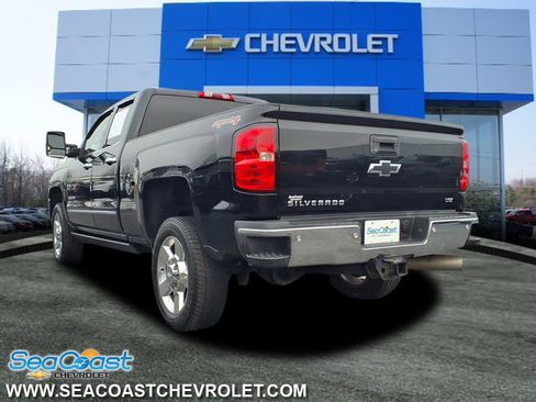 Used 2016 Chevrolet Silverado 2500 LTZ w/ LTZ Plus Package image 4