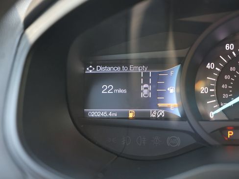 Used 2022 Ford Edge Titanium w/ Equipment Group 301A AWD/4WD image 24