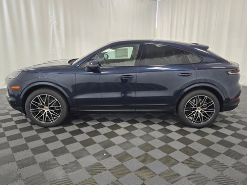 New 2025 Porsche Cayenne Coupe image 2
