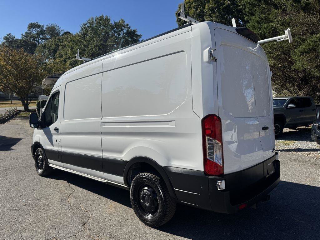 Used 2021 Ford Transit 250 Medium Roof RWD image 4