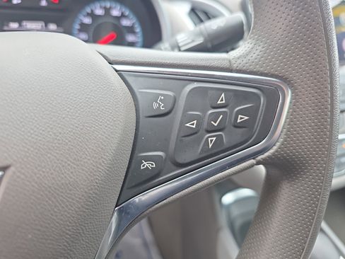 Used 2023 Chevrolet Malibu LT image 19