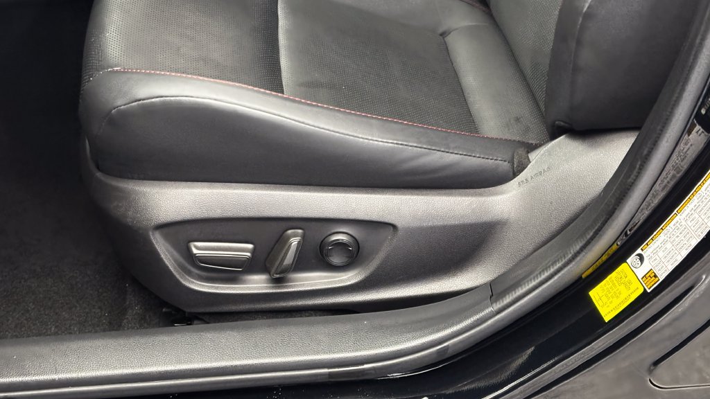 Used 2023 Toyota Prius Prime FWD image 12