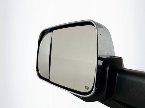 Used 2022 RAM 3500 Laramie image 16