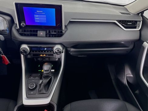 Used 2025 Toyota RAV4 LE image 24