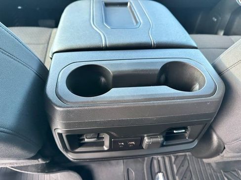 Used 2022 Chevrolet Silverado 1500 LT Trail Boss w/ Convenience Package II image 15