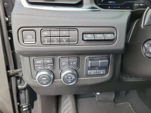 Used 2024 GMC Yukon XL Denali w/ Max Trailering Package image 29