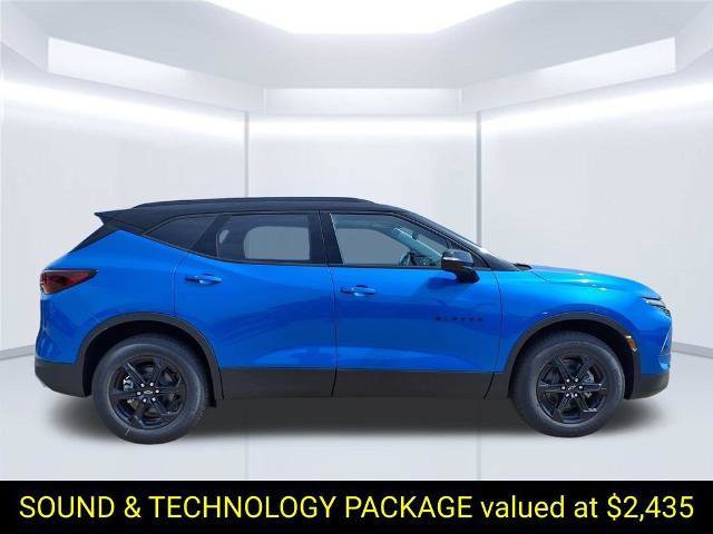 New 2026 Chevrolet Blazer LT w/ Sound & Technology Package AWD/4WD image 2