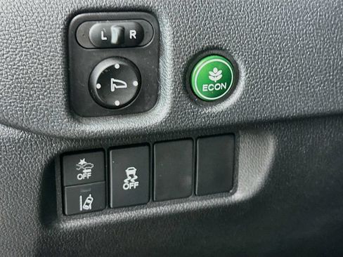 Used 2020 Honda Pilot EX-L image 11