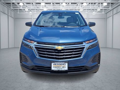 Certified 2024 Chevrolet Equinox LS FWD image 3
