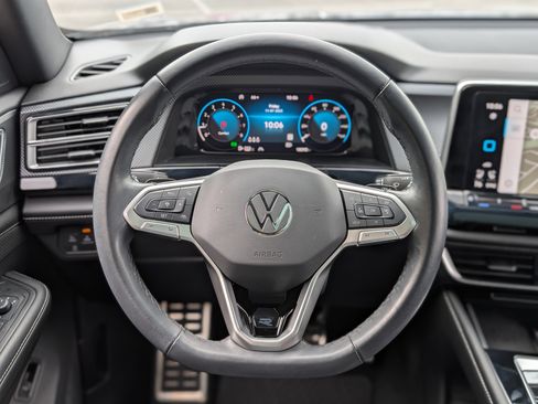 Used 2024 Volkswagen Atlas Cross Sport SEL Premium R-Line image 25