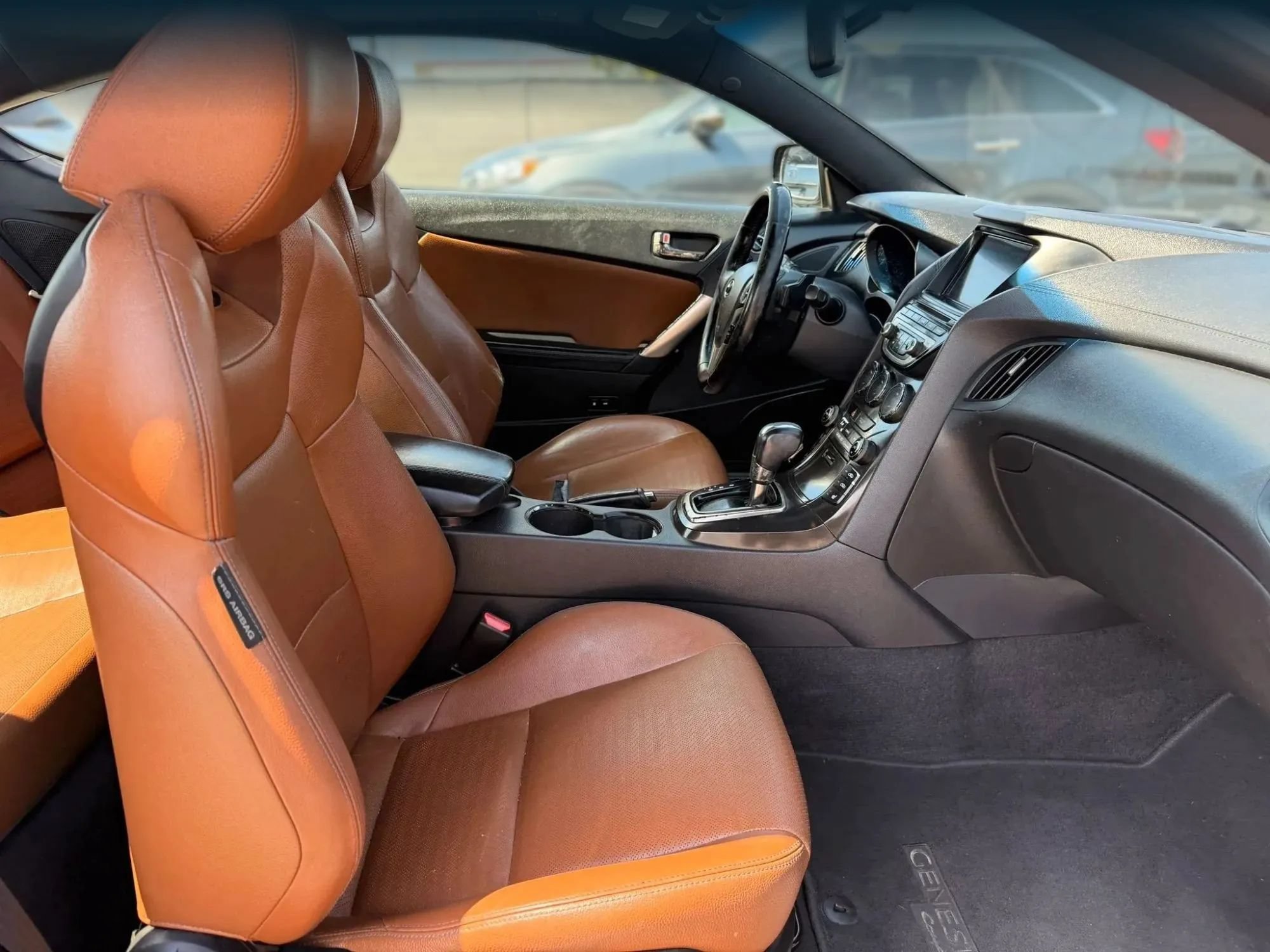 Used 2013 Hyundai Genesis 3.8 RWD image 18