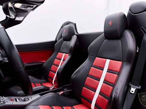 Used 2014 Ferrari 458 Spider RWD image 57