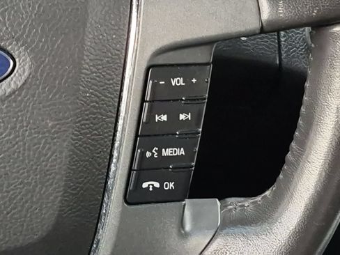 Used 2012 Ford Taurus Limited FWD image 24