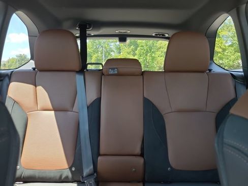 Certified 2025 Subaru Forester Touring AWD/4WD image 34