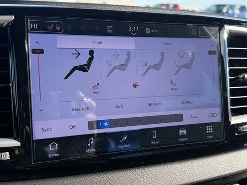 New 2026 Chrysler Voyager LX image 36