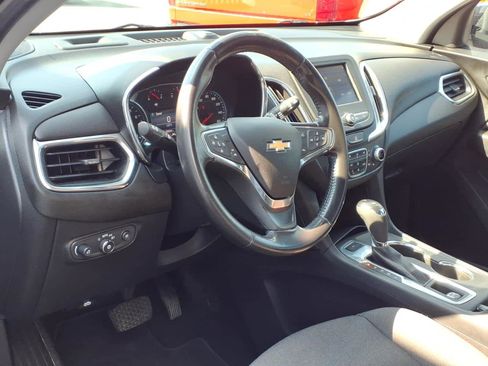 Used 2021 Chevrolet Equinox LT AWD/4WD image 9