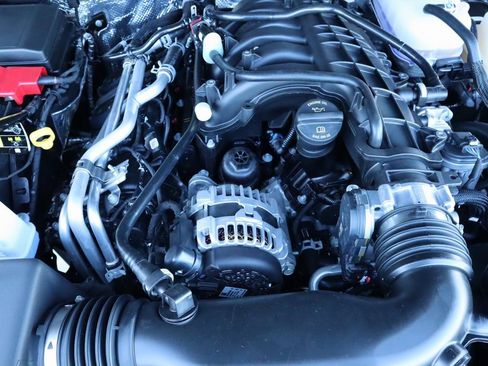 New 2025 Jeep Gladiator Sport image 19