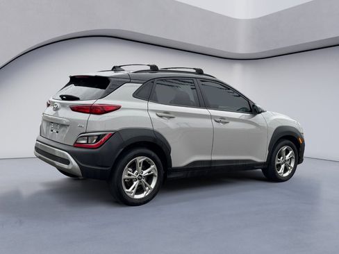 Used 2023 Hyundai Kona SEL image 5