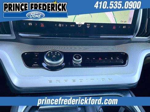 Used 2025 Ford Expedition Active image 31