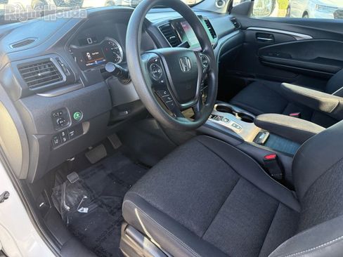 Certified 2021 Honda Ridgeline Sport image 12