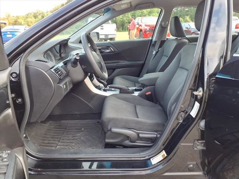 Used 2016 Honda Accord LX image 12