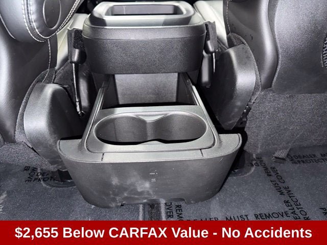 Used 2026 Chrysler Pacifica Select FWD image 23