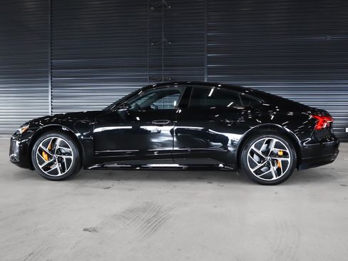 Used 2023 Audi RS e-tron GT w/ Carbon Performance Package image 11