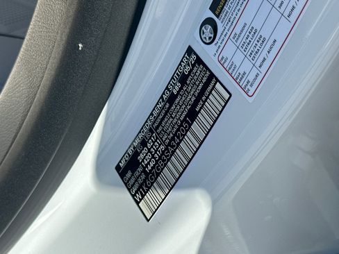 New 2025 Mercedes-Benz S 580 4MATIC Sedan image 28