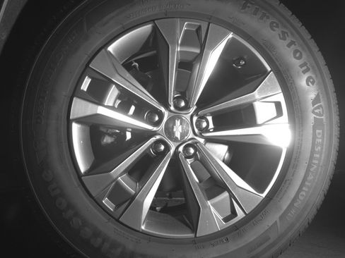 Used 2025 Chevrolet Equinox LT image 12