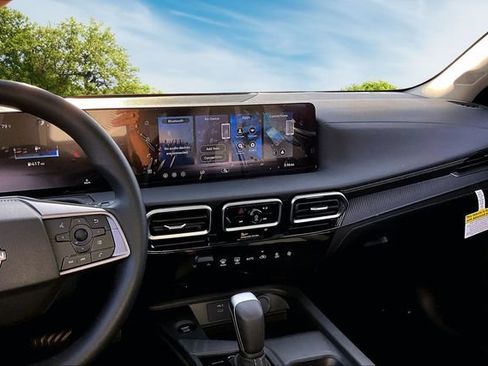 New 2026 Nissan Sentra SV w/ Floor Mat Package FWD image 6