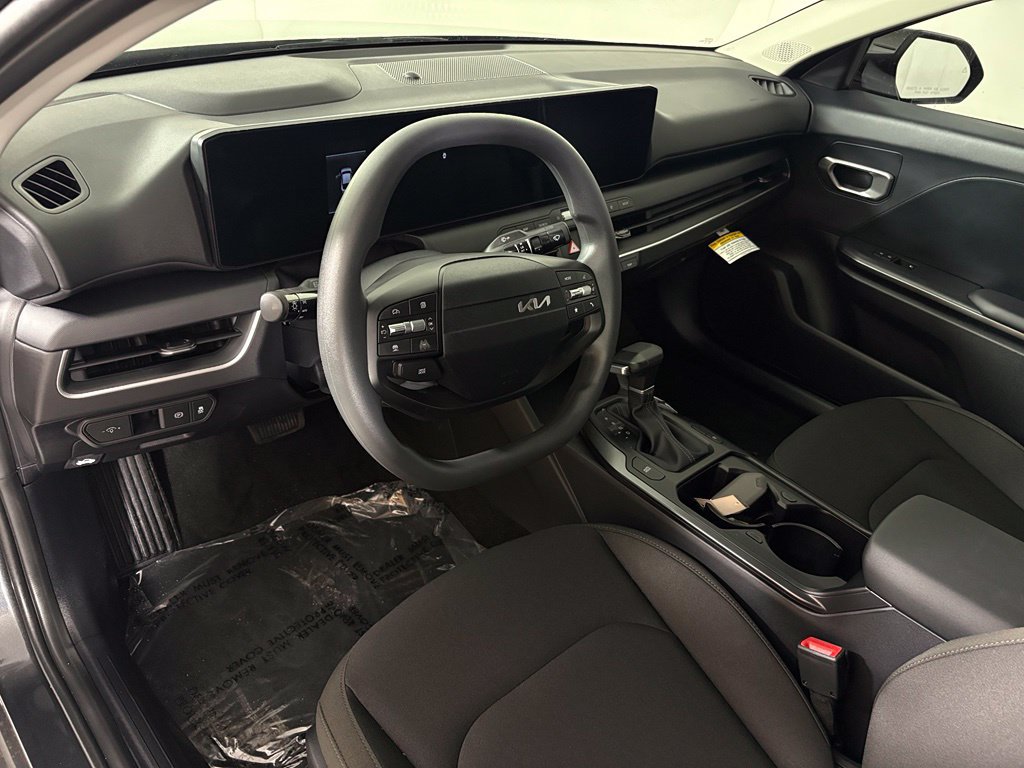 New 2026 Kia K4 FWD image 17