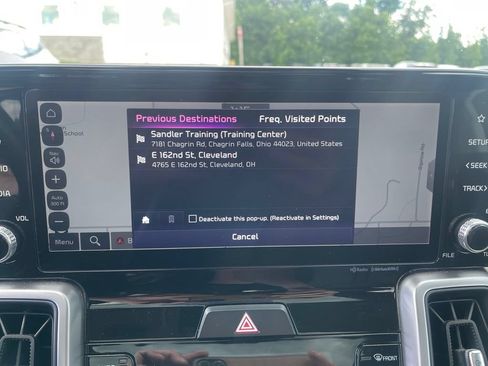 Used 2023 Kia Sorento S w/ Panoramic Sunroof Package AWD/4WD image 9