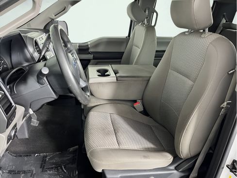 Used 2018 Ford F150 XLT AWD/4WD image 32