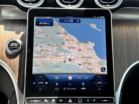 New 2025 Mercedes-Benz GLC 350e 4MATIC image 27