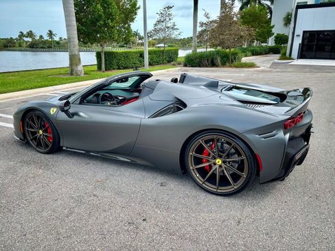 Used 2024 Ferrari SF90 Spider AWD/4WD image 10