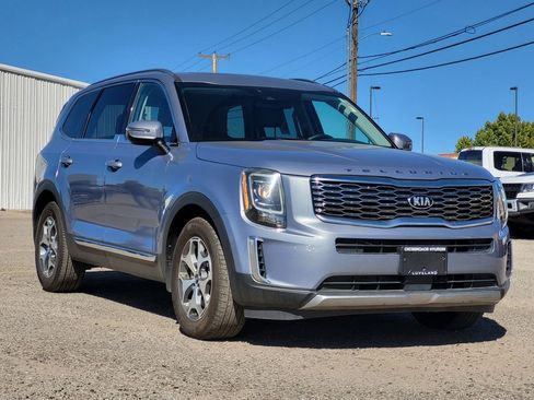 Used 2021 Kia Telluride EX image 3