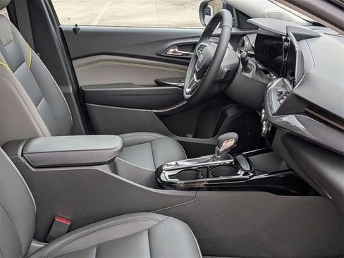 New 2026 Chevrolet Trax ACTIV w/ Driver Confidence Package image 24