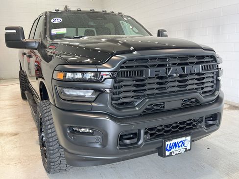 New 2025 RAM 2500 Tradesman image 18