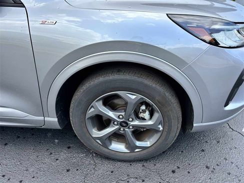 Used 2024 Ford Escape ST-Line image 2