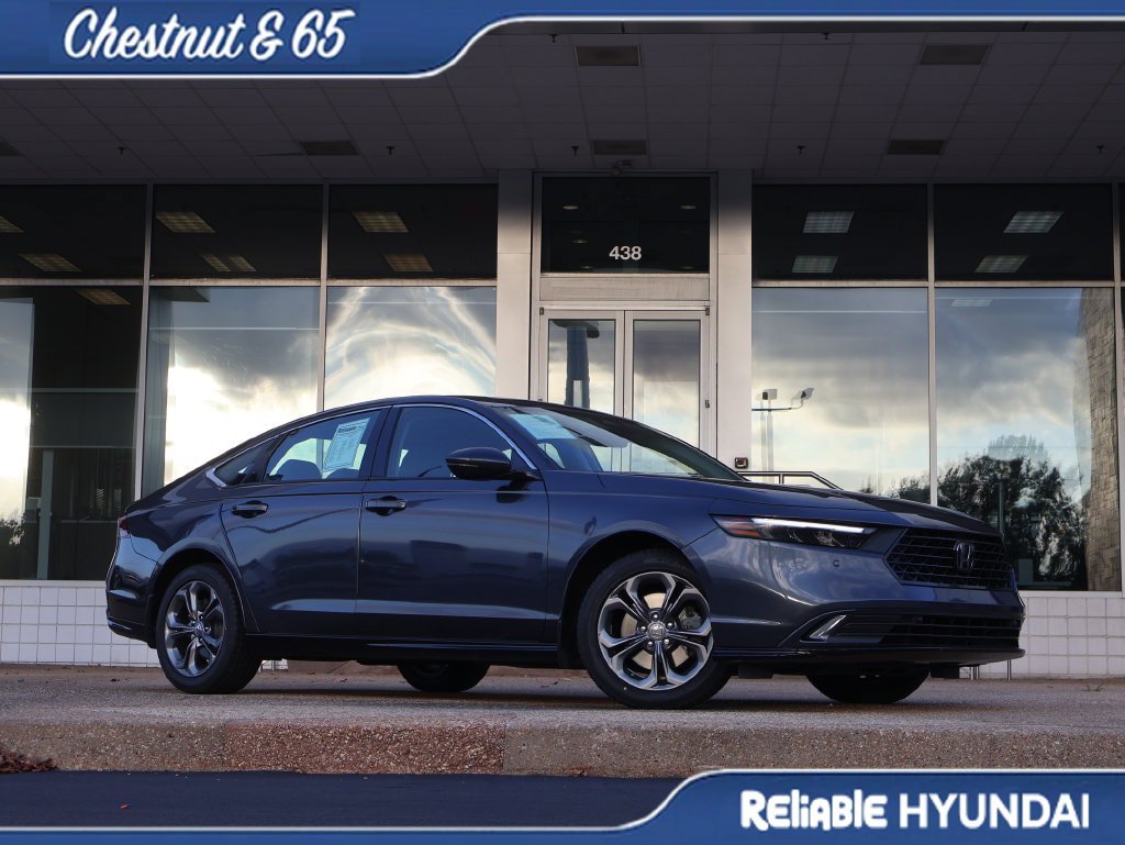 Used 2023 Honda Accord EX-L image 2