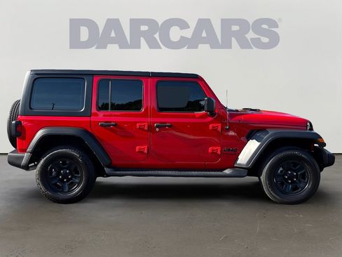 Used 2022 Jeep Wrangler Unlimited Sport AWD/4WD image 8