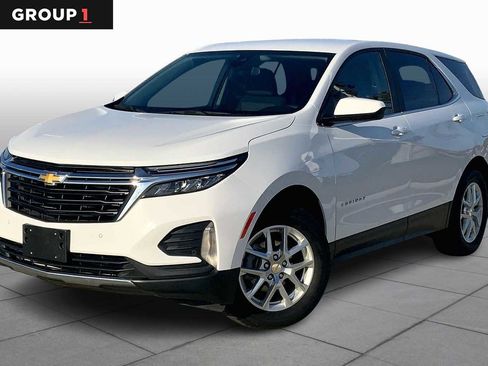 Used 2023 Chevrolet Equinox LT w/ LPO, Floor Liner Package image 1