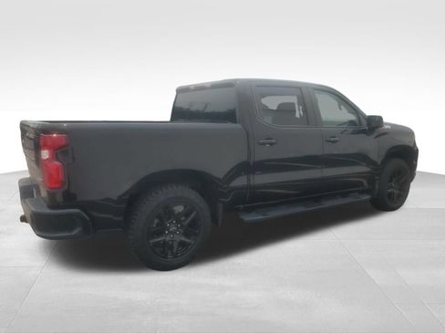 Used 2023 Chevrolet Silverado 1500 RST w/ Z71 Off-Road Package AWD/4WD image 9