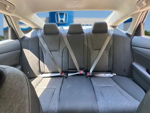 Used 2025 Honda Accord SE image 27