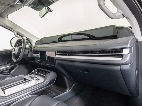 Used 2025 Lincoln Navigator Reserve AWD/4WD image 20