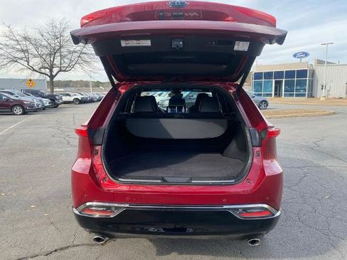 Used 2023 Toyota Venza Nightshade image 9