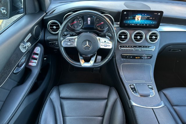 Used 2022 Mercedes-Benz GLC 300 4MATIC image 17