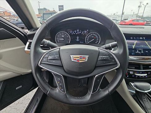 Used 2018 Cadillac CT6 Luxury image 8