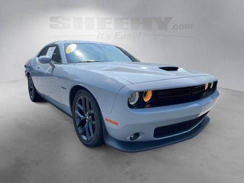 Used 2022 Dodge Challenger R/T w/ Plus Package RWD image 2