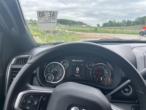 Used 2024 RAM 3500 Tradesman w/ Chrome Appearance Group AWD/4WD image 14